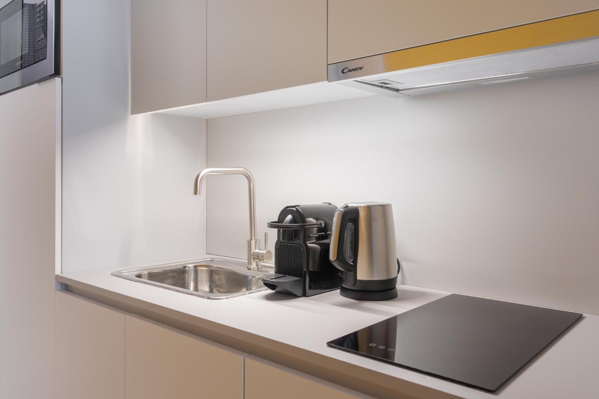 Mixt By Zoia Living Apartment เอเธนส์ ภายนอก รูปภาพ